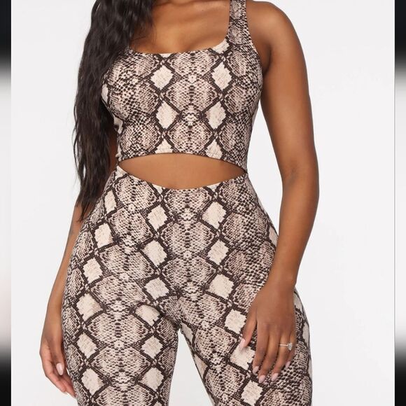 NWT Fashon Nova Viper Room Snake Jumpsuit. Brown XL - Picture 1 of 16